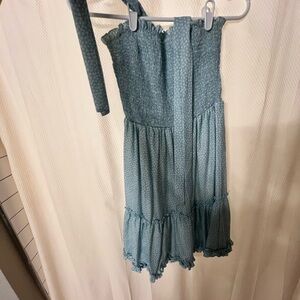 Blue scrunched top. Tie up shoulders. From Amazon. Worn once.